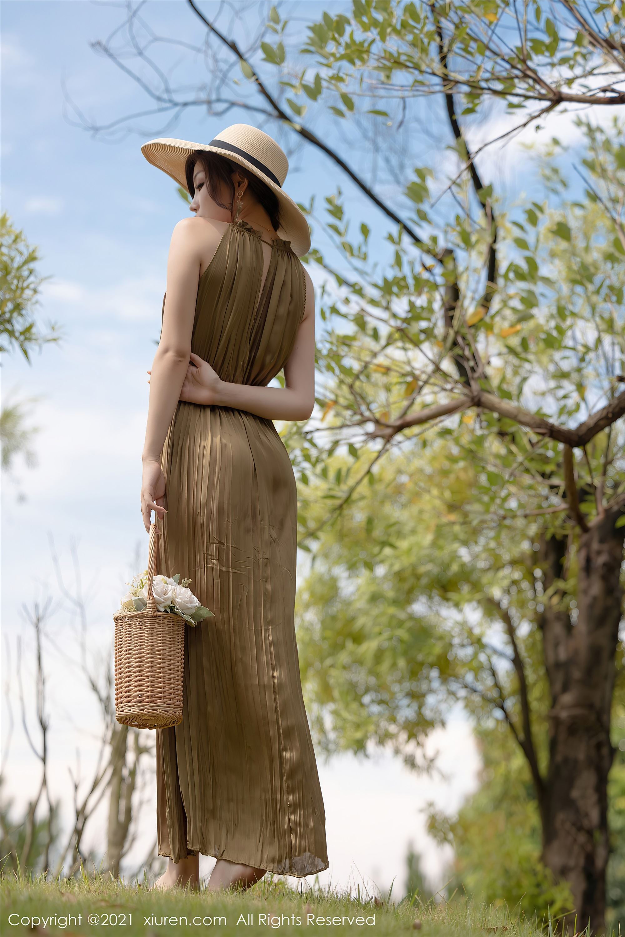 XIUREN秀人网 2021.08.23 No.3837 芝芝Booty